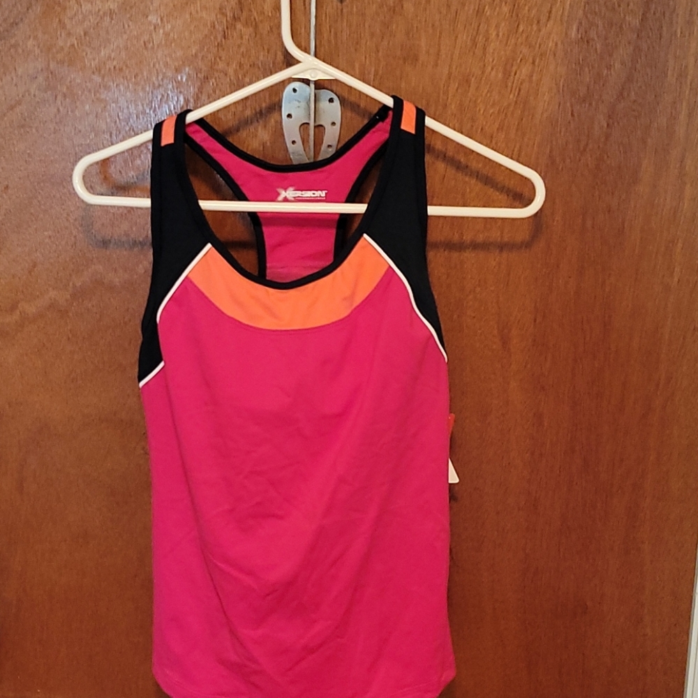 Brand New Exercise Sport Top
